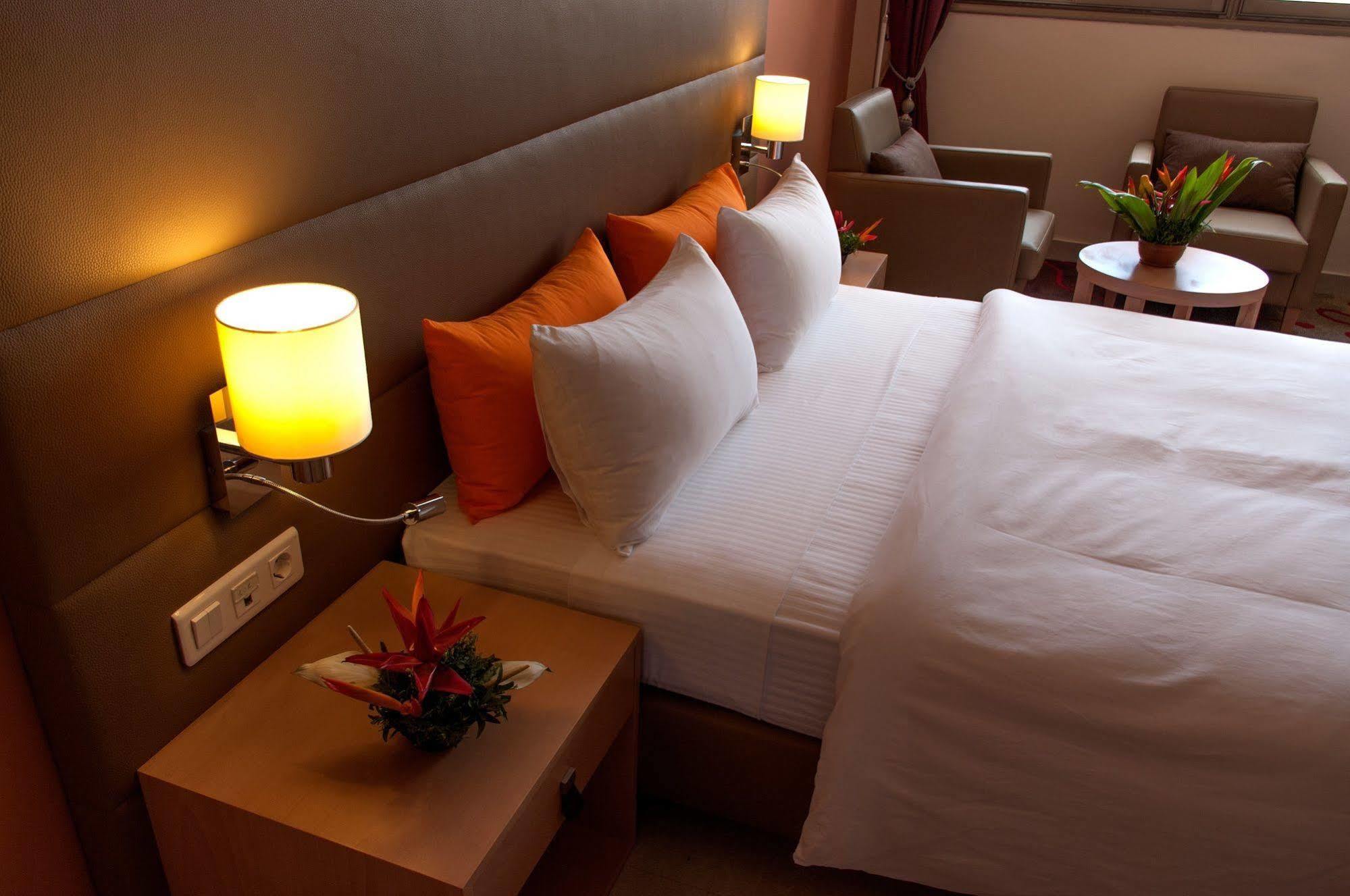 Bravia Hotel Ouagadougou Luaran gambar
